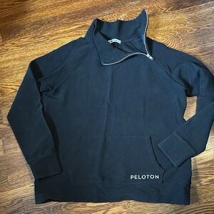 Peloton women’s  Zip-Up Black Sweater/Sweatahirt